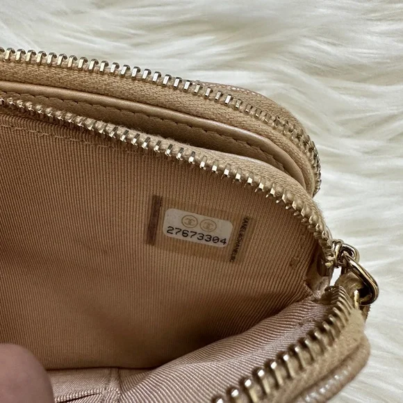 Chanel Caviar Leather Classic Clutch with Chain - Picture 8 of 13